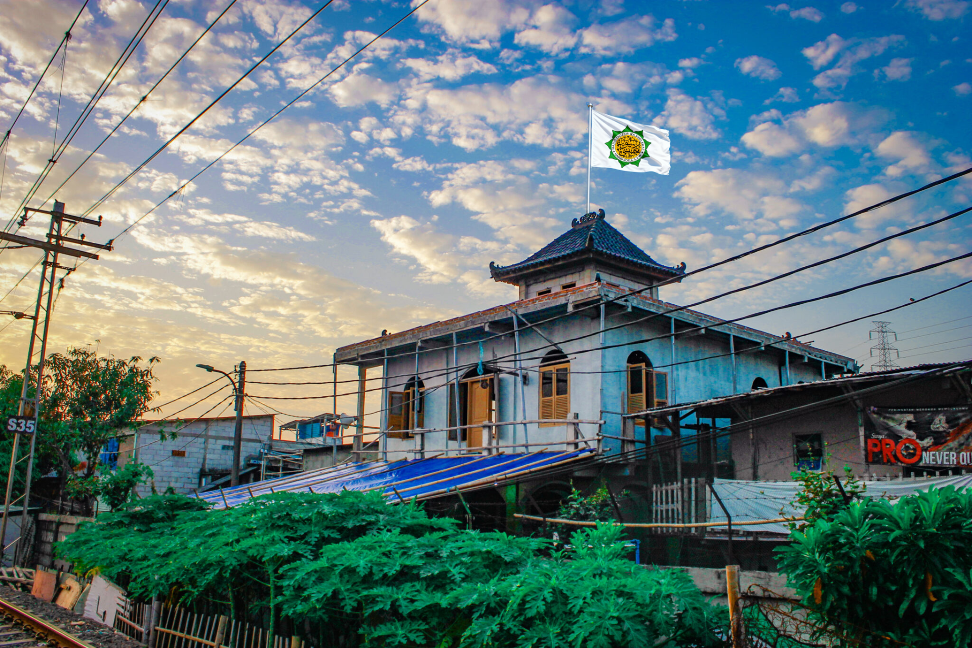 Sewa Villa Pondok Cherry di Priok, Jakarta Bogor - Villa Private Pool Kapasitas 20 Orang